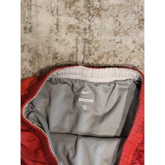 Lot of 4 Activewear Shorts, 3 Nike 1 Under Armour Loose - Picture 2 of 5